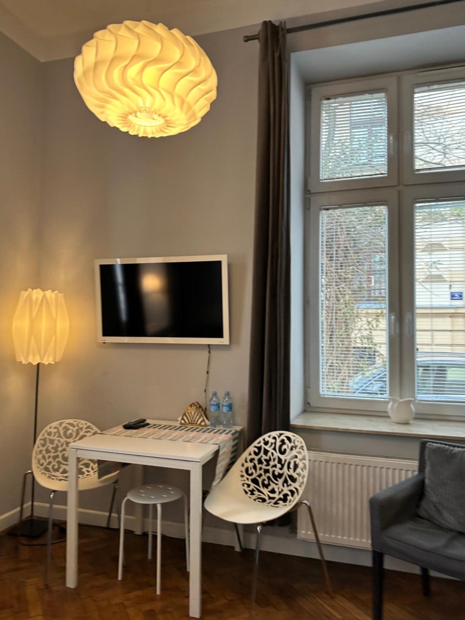 Perfect Place To Stay In Krakow City Center 28M2 W1 ภายนอก รูปภาพ